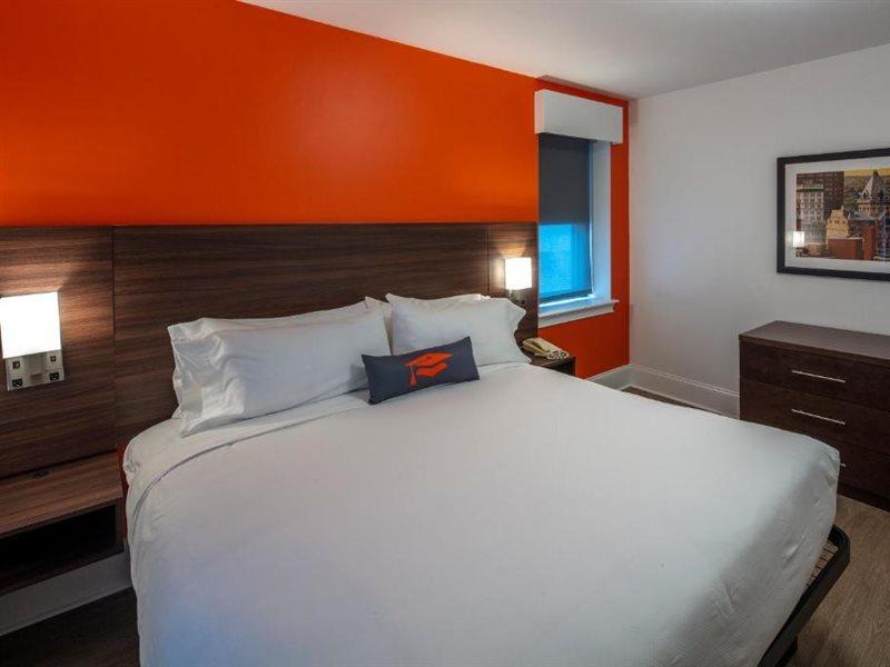 Collegian Hotel & Suites, Trademark Collection By Wyndham シラキュース エクステリア 写真