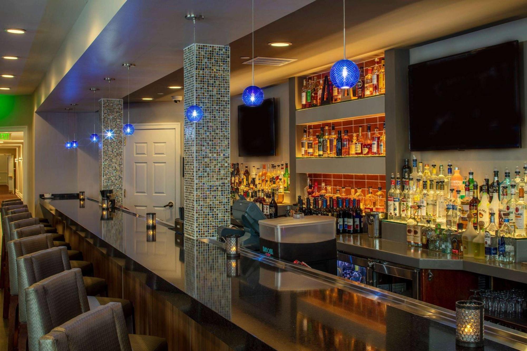 Collegian Hotel & Suites, Trademark Collection By Wyndham シラキュース エクステリア 写真