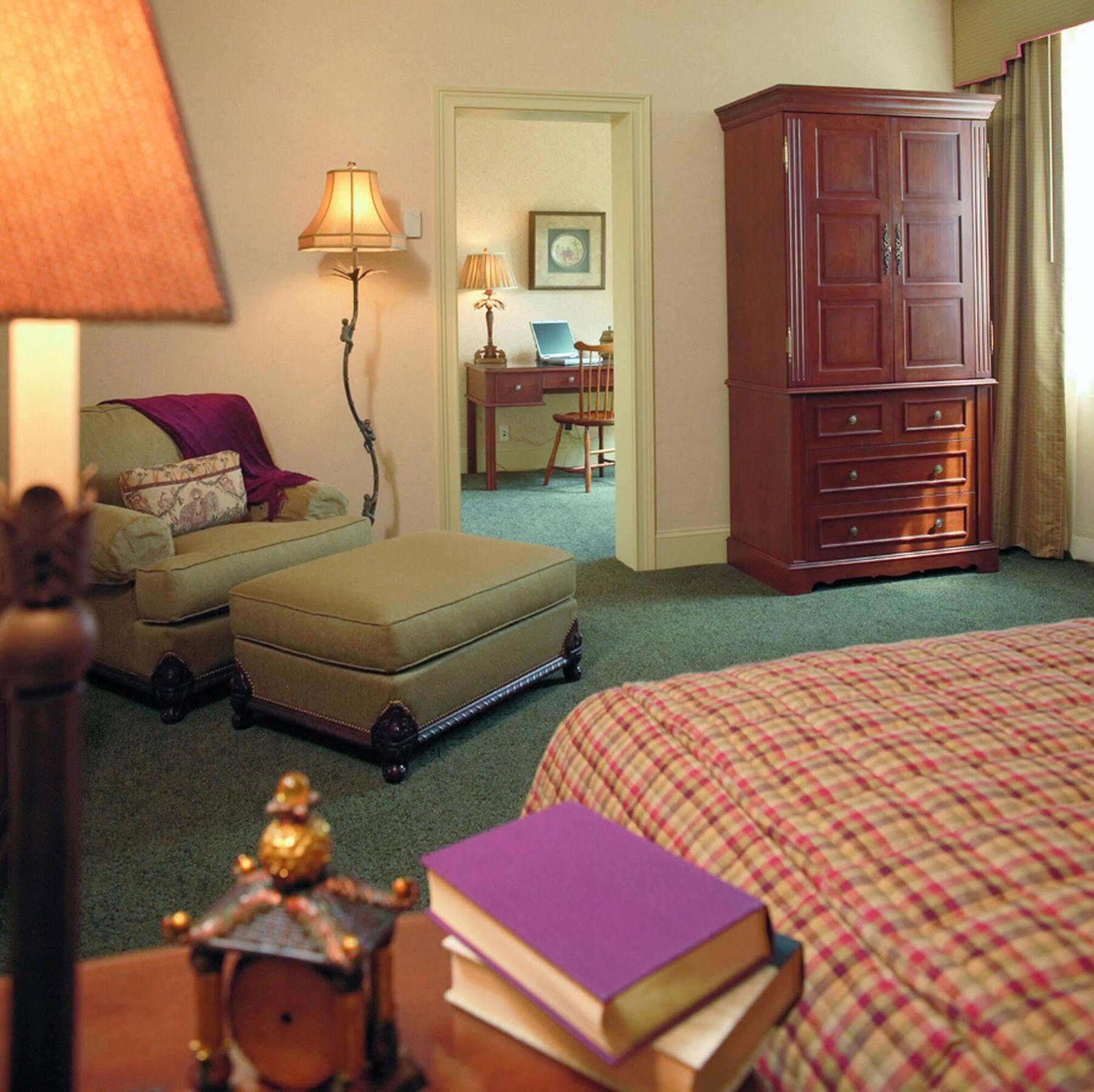 Collegian Hotel & Suites, Trademark Collection By Wyndham シラキュース エクステリア 写真